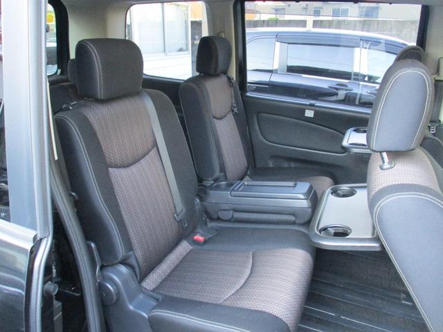 セレナ ハイウェイスターＧ　Ｓ－ＨＶアドバンスドセーフティ　大型８インチＳＤナビゲーション　左右両側電動パワースライドドア　スマートＫＥＹ　ナビＴＶバックモニターＢｌｕｅｔｏｏｔｈ純正フリップダウンモニターＬＥＤヘッドエマージェンシーブレーキＥＴＣ（14枚目）