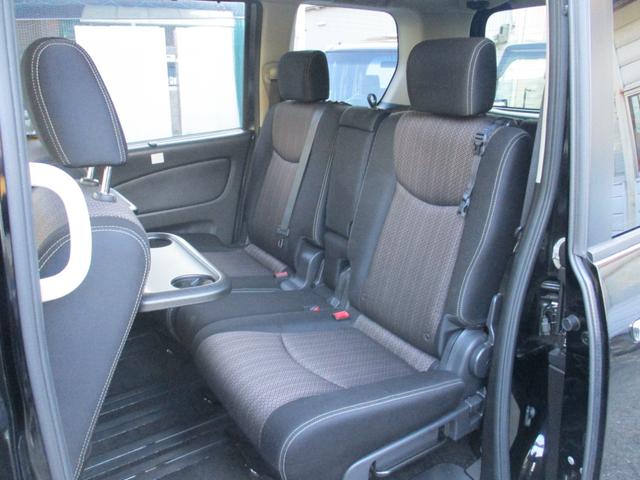 セレナ ハイウェイスターＧ　Ｓ－ＨＶアドバンスドセーフティ　大型８インチＳＤナビゲーション　左右両側電動パワースライドドア　スマートＫＥＹ　ナビＴＶバックモニターＢｌｕｅｔｏｏｔｈ純正フリップダウンモニターＬＥＤヘッドエマージェンシーブレーキＥＴＣ（17枚目）