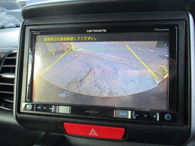 Ｎ－ＢＯＸカスタム Ｇ　ＳＳパッケージ　左右両側電動パワースライドドア　ＬＥＤ　社外ナビＴＶフルセグ　バックモニター　シティブレーキアクティブシステム　純正カスタムエアロキット　スマートＫＥＹ　ＥＴＣ　純正メッキグリル（9枚目）