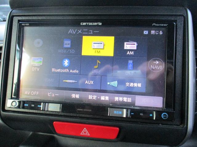 Ｎ－ＢＯＸカスタム Ｇ　ＳＳパッケージ　左右両側電動パワースライドドア　ＬＥＤ　社外ナビＴＶフルセグ　バックモニター　シティブレーキアクティブシステム　純正カスタムエアロキット　スマートＫＥＹ　ＥＴＣ　純正メッキグリル（11枚目）