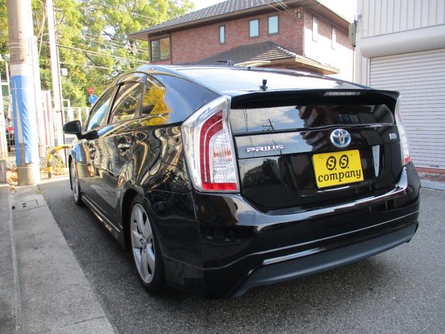 プリウス Ｓツーリングセレクション　後期モデリスタバージョン　カスタム車両モデリスタエアロ　後期Ｆバンパー＆リア＆テール　ツーリング専用アルミ　ローダウン済みＨＤＤ　ナビＴＶ　Ｂｌｕｅｔｏｏｔｈ　バックモニターメッキパーツ　コンビステア（7枚目）