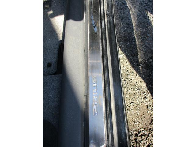 プリウス Ｓツーリングセレクション　後期モデリスタバージョン　カスタム車両モデリスタエアロ　後期Ｆバンパー＆リア＆テール　ツーリング専用アルミ　ローダウン済みＨＤＤ　ナビＴＶ　Ｂｌｕｅｔｏｏｔｈ　バックモニターメッキパーツ　コンビステア（42枚目）