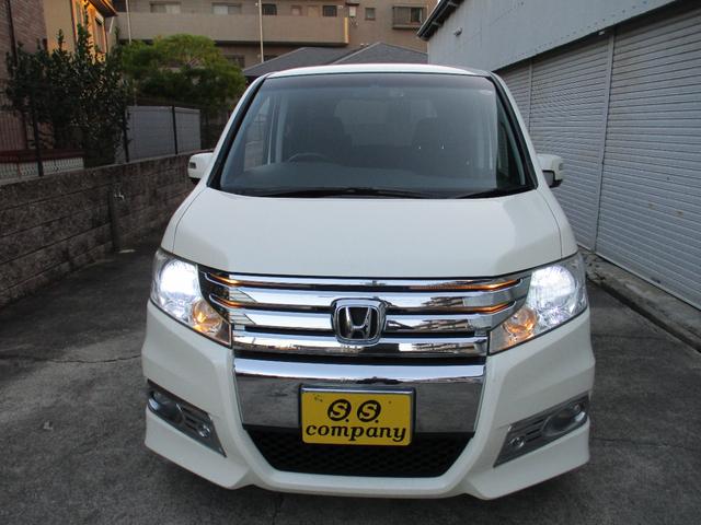 ステップワゴンスパーダ Ｚ　新車ワンオーナー車　新車整備点検記録簿　ＨＯＮＤＡインターナビＴＶ　バックモニター左右両側電動パワースライドドア　スマートＫＥＹドラレコ　ＥＴＣ　スタッドレスタイヤ付き（3枚目）