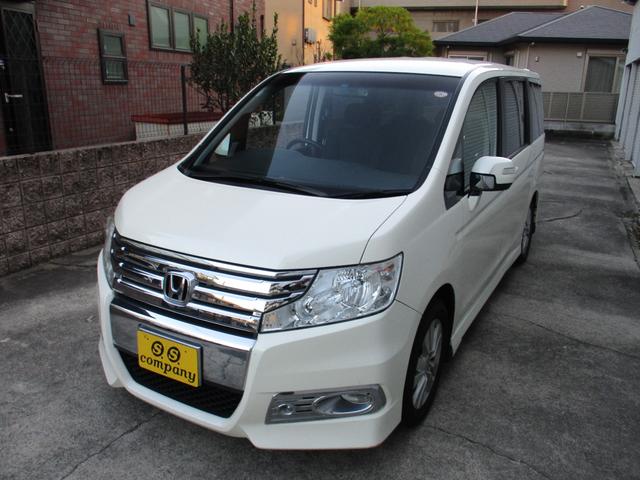 ステップワゴンスパーダ Ｚ　新車ワンオーナー車　新車整備点検記録簿　ＨＯＮＤＡインターナビＴＶ　バックモニター左右両側電動パワースライドドア　スマートＫＥＹドラレコ　ＥＴＣ　スタッドレスタイヤ付き（13枚目）