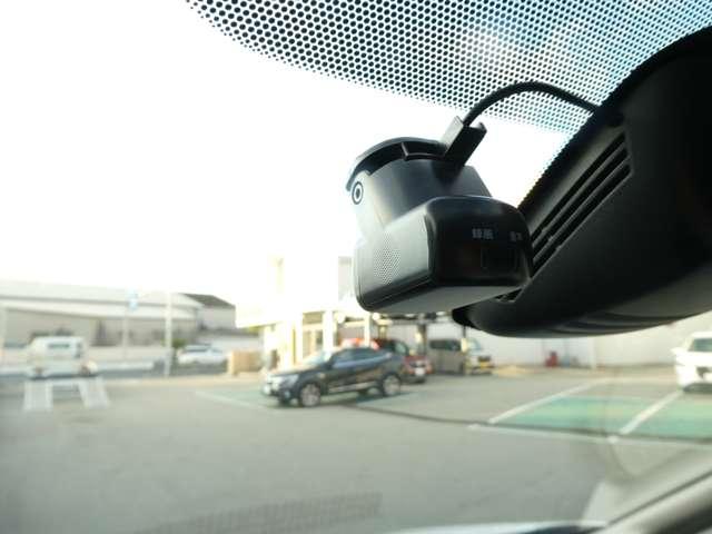 セレナ 1.2 e-POWER ハイウェイスター V プロパイロット 360°カメラ エマジェンシーブレーキ 1オナ 寒冷地仕様 スマキー バックカメラ LED レーンアシスト 点検記録簿付 ETC ドラレコ イモビ サイドカーテンエアバック フルオートエアコン ABS(8枚目)