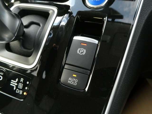 セレナ 1.2 e-POWER ハイウェイスター V プロパイロット 360°カメラ エマジェンシーブレーキ 1オナ 寒冷地仕様 スマキー バックカメラ LED レーンアシスト 点検記録簿付 ETC ドラレコ イモビ サイドカーテンエアバック フルオートエアコン ABS(14枚目)