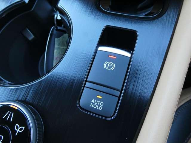エクストレイル １．５　Ｇ　ｅ－４ＯＲＣＥ　４ＷＤ　プロパイロット・衝突軽減ブレーキ・ナッパ　本革Ｓ　試乗車　パークアシスト　禁煙　寒冷地仕様　ＬＥＤヘッドランプ　ナビＴＶ　スマートキー　レーダークルーズ　ＬＫＡ　キーフリー　ＥＴＣ　４ＷＤ　アルミホイール　メモリーナビ　記録簿　バックカメラ（13枚目）