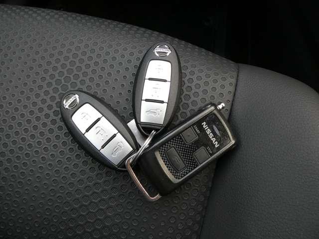 エクストレイル 2.0 20Xtt エマージェンシーブレーキ 2列車 4WD アラウンドビューモニター 衝突被害軽減ブレーキ アイドリングストップ 切替式4WD ナビ・フルセグTV インテリジェントキー LED エアバッグ オートエアコン アルミホイール 記録簿 ワンオーナー(11枚目)