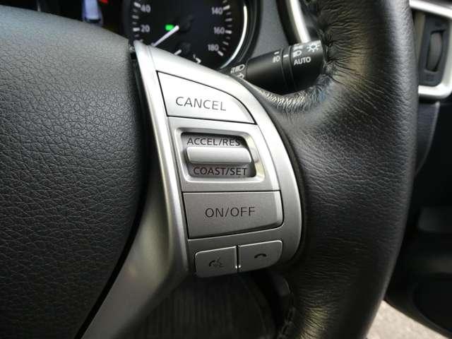 エクストレイル 2.0 20Xtt エマージェンシーブレーキ 2列車 4WD アラウンドビューモニター 衝突被害軽減ブレーキ アイドリングストップ 切替式4WD ナビ・フルセグTV インテリジェントキー LED エアバッグ オートエアコン アルミホイール 記録簿 ワンオーナー(12枚目)