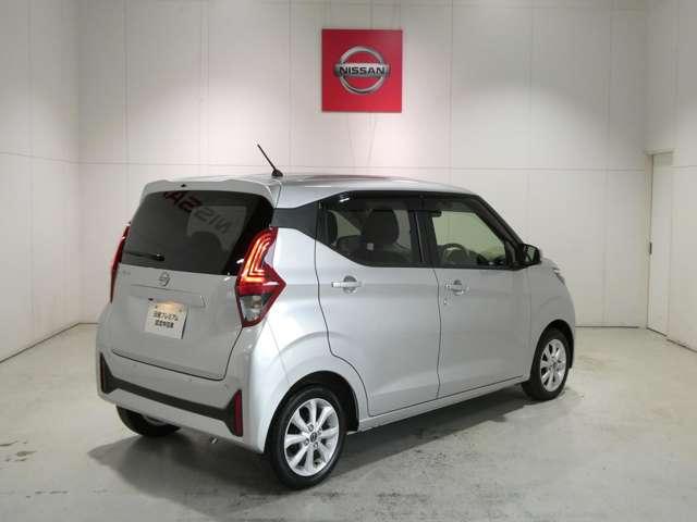 デイズ ６６０　Ｘ　衝突軽減ブレーキ・フルセグＴＶ付メモリーナ　アラウンドＭ　踏み間違え防止　禁煙　スマートキー　イモビライザー　バックカメラ　ＥＴＣ　レーンキープ　アイドリングストップ　ドライブレコーダー　キーレス　フルオートエアコン　ＬＥＤライト　ナビＴＶ（2枚目）