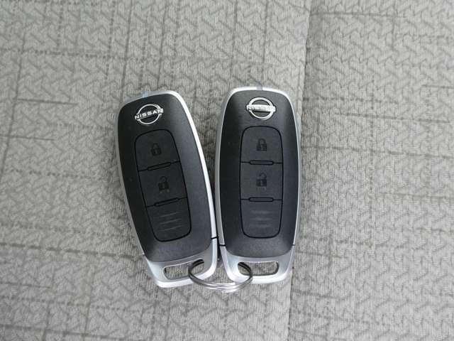 デイズ ６６０　Ｘ　衝突軽減ブレーキ・フルセグＴＶ付メモリーナ　アラウンドＭ　踏み間違え防止　禁煙　スマートキー　イモビライザー　バックカメラ　ＥＴＣ　レーンキープ　アイドリングストップ　ドライブレコーダー　キーレス　フルオートエアコン　ＬＥＤライト　ナビＴＶ（12枚目）