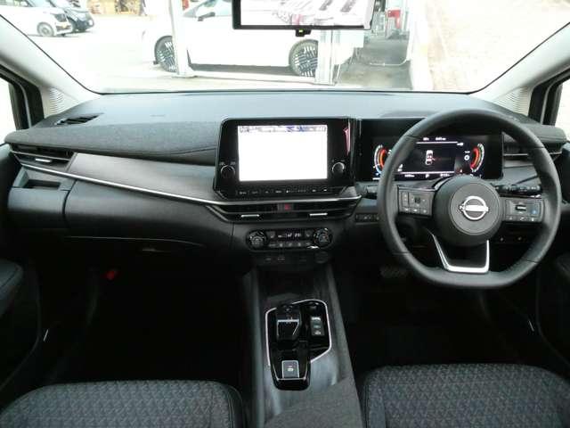 オーラ 1.2 G プロパイロット・衝突軽減ブレーキ・フルセ 自動(被害軽減)ブレーキ 試乗車アップ LED LKA サイドカメラ ETC カーテンエアバッグ イモビライザー アルミホイール 禁煙 インテリジェントキー パワーウィンドウ 寒冷地仕様 メモリーナビ(3枚目)