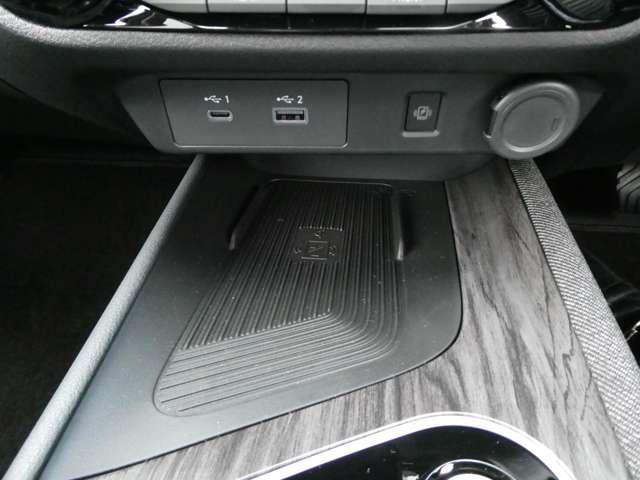 オーラ 1.2 G プロパイロット・衝突軽減ブレーキ・フルセ 自動(被害軽減)ブレーキ 試乗車アップ LED LKA サイドカメラ ETC カーテンエアバッグ イモビライザー アルミホイール 禁煙 インテリジェントキー パワーウィンドウ 寒冷地仕様 メモリーナビ(10枚目)