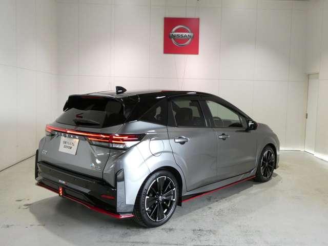 オーラ 1.2 NISMO チューンド e-POWER 4WD プロパイロット アラウンドビューモニター インテリジェントキー 電動シート アルミ 4WD ETC LEDヘッドライト 追従クルーズコントロール フルセグTV・ナビ シートヒーター(2枚目)