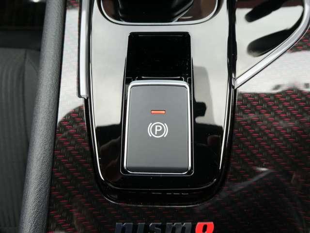 オーラ 1.2 NISMO チューンド e-POWER 4WD プロパイロット アラウンドビューモニター インテリジェントキー 電動シート アルミ 4WD ETC LEDヘッドライト 追従クルーズコントロール フルセグTV・ナビ シートヒーター(12枚目)