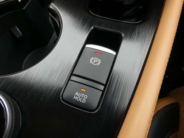 エクストレイル 1.5 G e-4ORCE 4WD プロパイロット・衝突軽減ブレーキ・ナッパ 本革S 試乗車 パークアシスト 禁煙 寒冷地仕様 LEDヘッドランプ ナビTV スマートキー レーダークルーズ LKA キーフリー ETC 4WD アルミホイール メモリーナビ 記録簿 バックカメラ(11枚目)