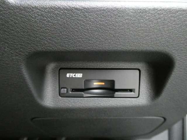 エクストレイル 1.5 G e-4ORCE 4WD プロパイロット・衝突軽減ブレーキ・ナッパ 本革S 試乗車 パークアシスト 禁煙 寒冷地仕様 LEDヘッドランプ ナビTV スマートキー レーダークルーズ LKA キーフリー ETC 4WD アルミホイール メモリーナビ 記録簿 バックカメラ(17枚目)