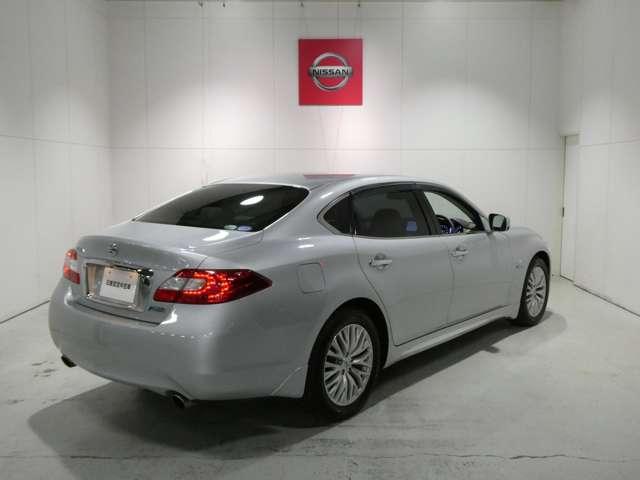 シーマ ３．５　フルセグＴＶ付メーカナビ　オートエアコン　衝突被害軽減システム　ＨＤＤナビ＆ＴＶ　バックモニター　インテリジェントキー　サンルーフ　クルーズコントロール　ＥＴＣ　寒冷地仕様　１オーナー　盗難防止システム（2枚目）