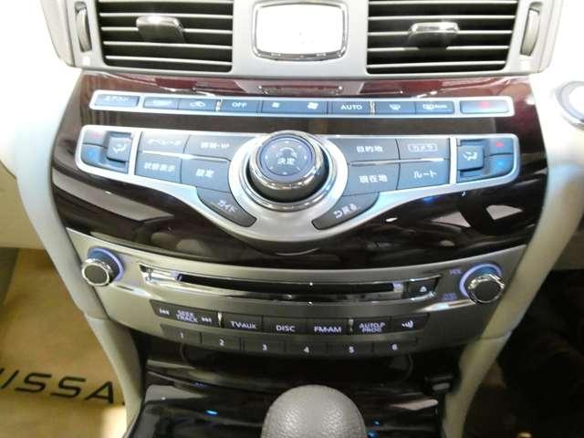 シーマ ３．５　フルセグＴＶ付メーカナビ　オートエアコン　衝突被害軽減システム　ＨＤＤナビ＆ＴＶ　バックモニター　インテリジェントキー　サンルーフ　クルーズコントロール　ＥＴＣ　寒冷地仕様　１オーナー　盗難防止システム（6枚目）