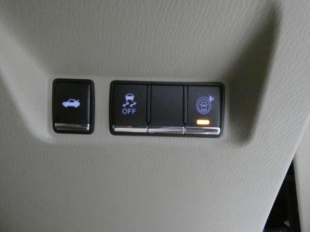 シーマ ３．５　フルセグＴＶ付メーカナビ　オートエアコン　衝突被害軽減システム　ＨＤＤナビ＆ＴＶ　バックモニター　インテリジェントキー　サンルーフ　クルーズコントロール　ＥＴＣ　寒冷地仕様　１オーナー　盗難防止システム（14枚目）