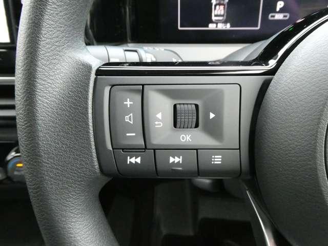 ノート １．２　Ｘ　衝突被害軽減ブレーキ・フルセグＴＶ付ナビ　バックカメラ　ＥＴＣ付　ＬＥＤヘッドランプ　レーンアシスト　インテリジェントキー　ドラレコ　整備記録簿　盗難防止システム　サイドカーテンエアバック　スマートルームミラー（9枚目）