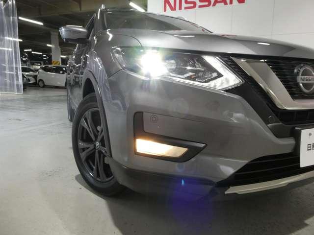 エクストレイル ２．０　２０Ｘｉ　レザーエディション・プロパイロット　本革シート　衝突被害軽減システム　アラウンドビューモニター　ＬＥＤヘッドランプ　ドライブレコーダー　ＥＴＣ　パワーシート　シートヒーター　フルセグＴＶ付ナビ（20枚目）