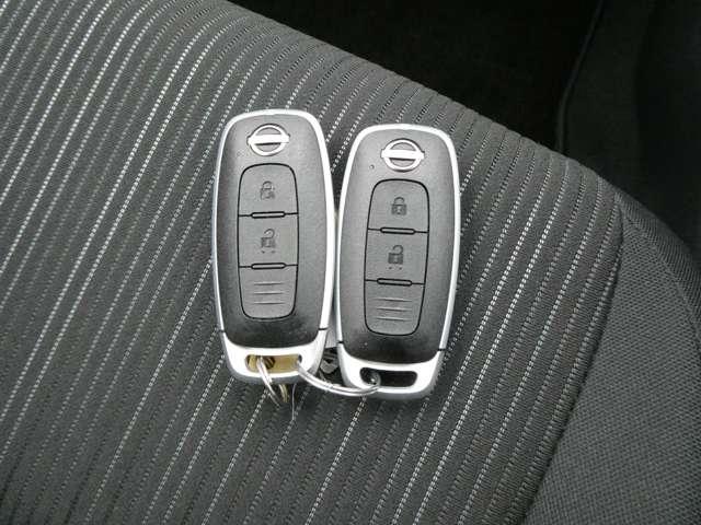 ノート １．２　Ｘ　プロパイロット・衝突軽減ブレーキ・フルセ　リアカメラ　衝突被害軽減ブレ－キ　全方位カメラ　ＥＴＣ付　禁煙車　ＬＥＤヘッドライト　レーダークルーズ　レーンアシスト　インテリジェントキー　ドラレコ　整備記録簿　盗難防止システム　ワンセグＴＶ（17枚目）