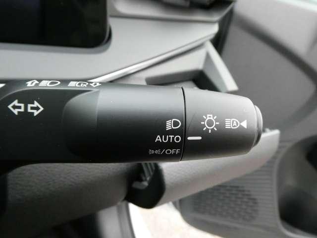 ノート １．２　Ｘ　プロパイロット・衝突軽減ブレーキ・フルセ　リアカメラ　衝突被害軽減ブレ－キ　全方位カメラ　ＥＴＣ付　禁煙車　ＬＥＤヘッドライト　レーダークルーズ　レーンアシスト　インテリジェントキー　ドラレコ　整備記録簿　盗難防止システム　ワンセグＴＶ（19枚目）