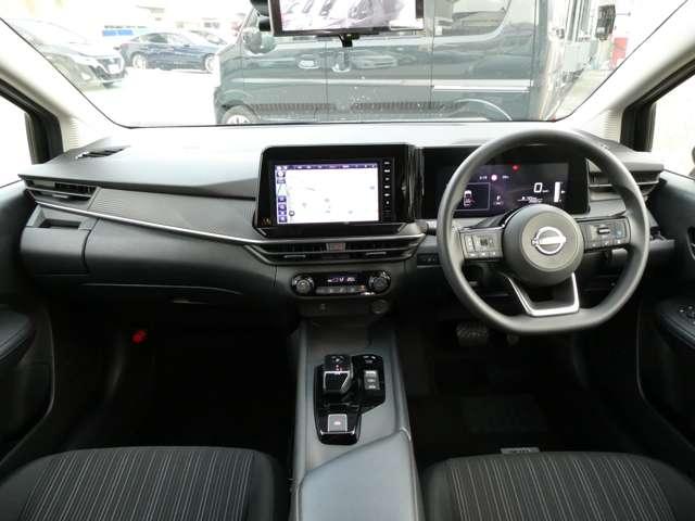 ノート １．２　Ｘ　プロパイロット・衝突軽減ブレーキ・フルセ　リアカメラ　衝突被害軽減ブレ－キ　全方位カメラ　ＥＴＣ付　禁煙車　ＬＥＤヘッドライト　レーダークルーズ　レーンアシスト　インテリジェントキー　ドラレコ　整備記録簿　盗難防止システム　ワンセグＴＶ（3枚目）