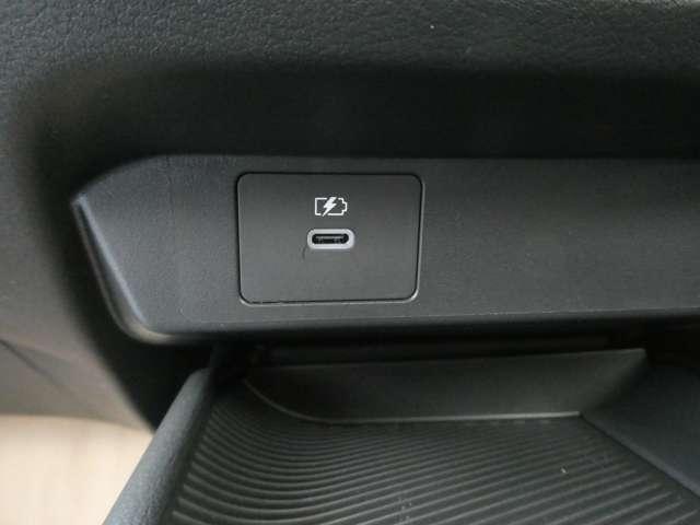 ノート １．２　Ｘ　プロパイロット・衝突軽減ブレーキ・フルセ　リアカメラ　衝突被害軽減ブレ－キ　全方位カメラ　ＥＴＣ付　禁煙車　ＬＥＤヘッドライト　レーダークルーズ　レーンアシスト　インテリジェントキー　ドラレコ　整備記録簿　盗難防止システム　ワンセグＴＶ（8枚目）