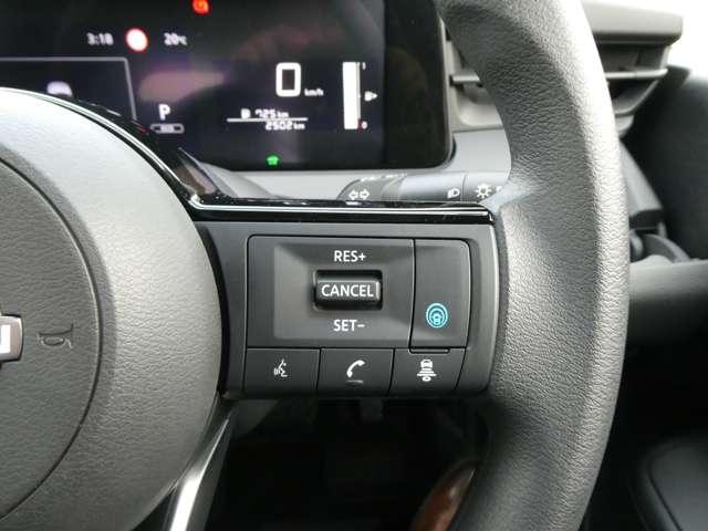 ノート １．２　Ｘ　プロパイロット・衝突軽減ブレーキ・フルセ　リアカメラ　衝突被害軽減ブレ－キ　全方位カメラ　ＥＴＣ付　禁煙車　ＬＥＤヘッドライト　レーダークルーズ　レーンアシスト　インテリジェントキー　ドラレコ　整備記録簿　盗難防止システム　ワンセグＴＶ（15枚目）