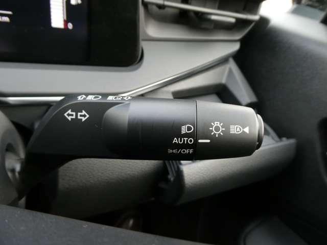 ノート １．２　Ｘ　プロパイロット・衝突軽減ブレーキ・フルセ　リアカメラ　衝突被害軽減ブレ－キ　全方位カメラ　ＥＴＣ付　禁煙車　ＬＥＤヘッドライト　レーダークルーズ　レーンアシスト　インテリジェントキー　ドラレコ　整備記録簿　盗難防止システム　ワンセグＴＶ（19枚目）