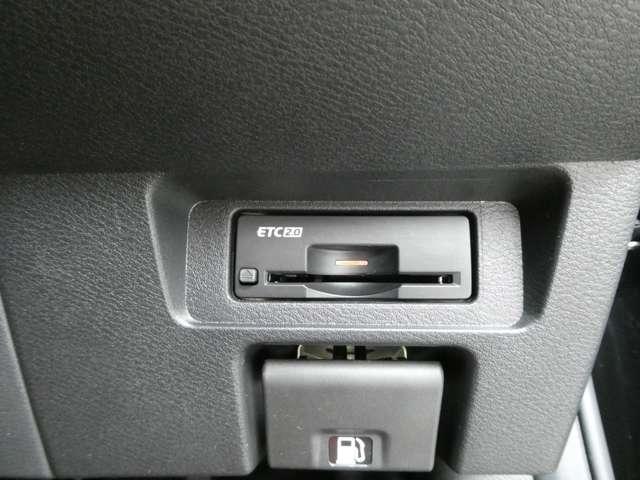 ノート １．２　Ｘ　プロパイロット・衝突軽減ブレーキ・フルセ　リアカメラ　衝突被害軽減ブレ－キ　全方位カメラ　ＥＴＣ付　アルミ　禁煙車　ＬＥＤヘッドライト　レーダークルーズ　レーンアシスト　インテリジェントキー　整備記録簿　盗難防止システム　ワンセグＴＶ　ＡＢＳ（14枚目）