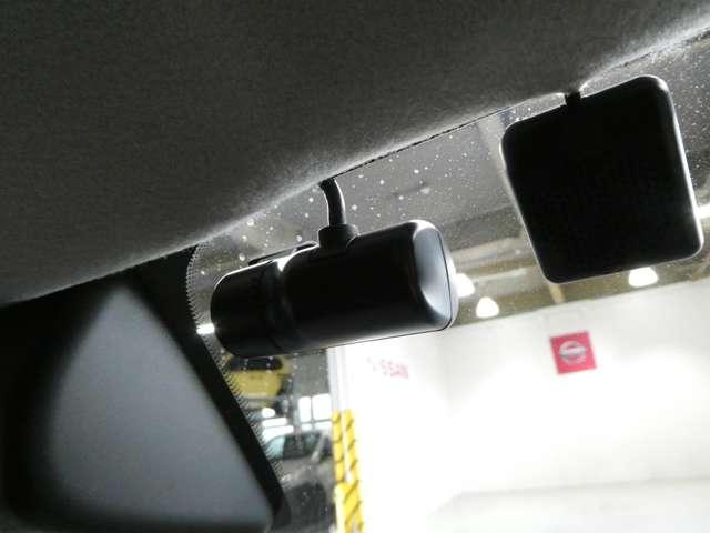 ルークス 660 ハイウェイスターX プロパイロット エディション プロパイロット・衝突軽減ブレーキ・フルセ 左右パワースライドドア アイドリング イモビ パノラマモニター 助手席エアバッグ 衝突軽減ブレーキ PW ナビ&TV 1セグ 禁煙 LEDヘッドライト LDW スマートキー ETC バックカメラ PS(13枚目)