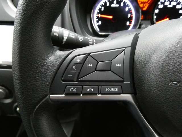 ノート 1.2 X アラウンドビューモニター 衝突被害軽減ブレーキ 社外品フルセグTV付ナビ ECOモード ドライブレコーダー 運転席助手席エアバック エアコン ABS インテリジェントルームミラー インテリジェントキー(11枚目)