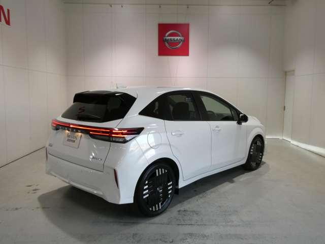 オーラ １．２　Ｇ　レザーエディション　シートヒーター　本革シート　プロパイロット　衝突被害軽減ブレーキ　フルセグＴＶナビ　インテリジェントキーー　スマートルームミラー　盗難防止装置　ＥＴＣ　ＡＨＢ　寒冷地　ＬＥＤヘッドランプ　追従式クルーズコントロール（2枚目）