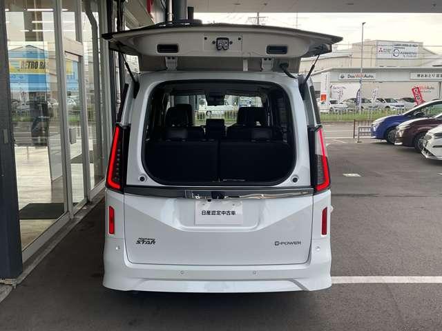セレナ １．４　ｅ－ＰＯＷＥＲ　ハイウェイスターＶ　フロント　自動（被害軽減）ブレーキ　ＬＤＰ　追従クルーズ　ＬＥＤランプ　バックモニター　アルミホイール　ドライブレコーダ　ＥＴＣ　盗難防止システム　スマートキー　１オナ　オートエアコン　サイドカーテンエアバック（19枚目）