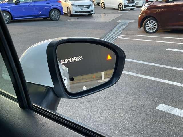 オーラ １．２　Ｇ　レザーエディション　アラウンドビューモニター　追突防止　レーダークルーズ　車線逸脱警報装置　ＬＥＤ　盗難防止　バックモニター　ＥＴＣ　インテリジェントキー　メモリーナビゲーション　ＡＷ　キーレスエントリー　オートエアコン　ＡＢＳ　パワーウィンドウ（17枚目）