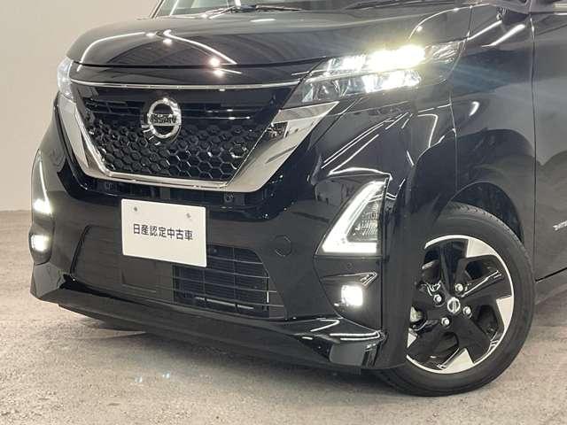 暗い道路でも明るく見やすいＬＥＤヘッドライト付きフォグランプも標準装備です★