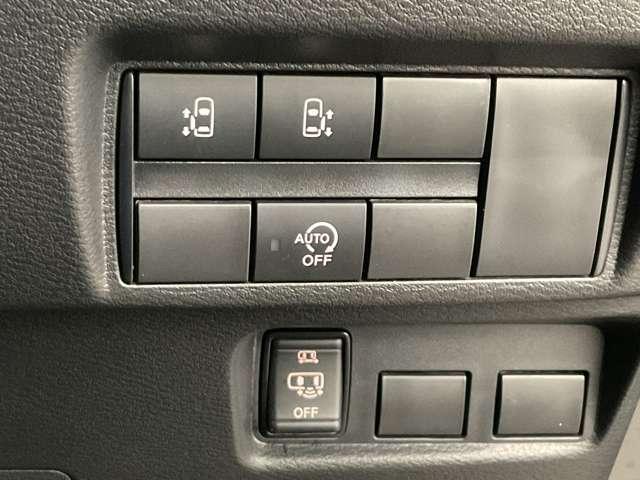 両側オートスライドドア・アイドリングストップ機構