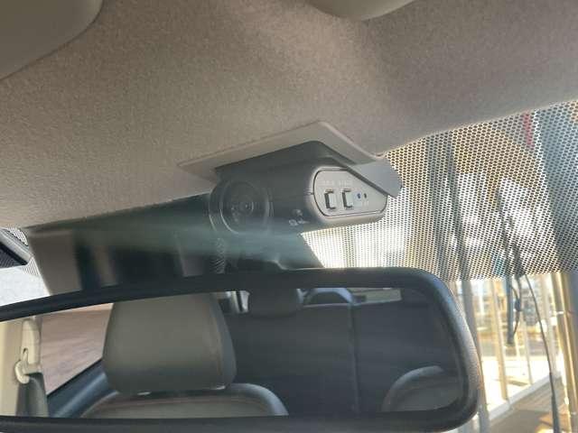 デイズ ６６０　ハイウェイスターＧターボ　プロパイロット　アルミ　イモビ　エアバック　ＥＴＣ車載器　ＬＥＤヘッドライト　レーダークルーズ　インテリジェントキー　レーンアシスト　キーレス　ドライブレコーダー　サイドカメラ　アイドリングストップ　エアコン　ＡＢＳ（15枚目）