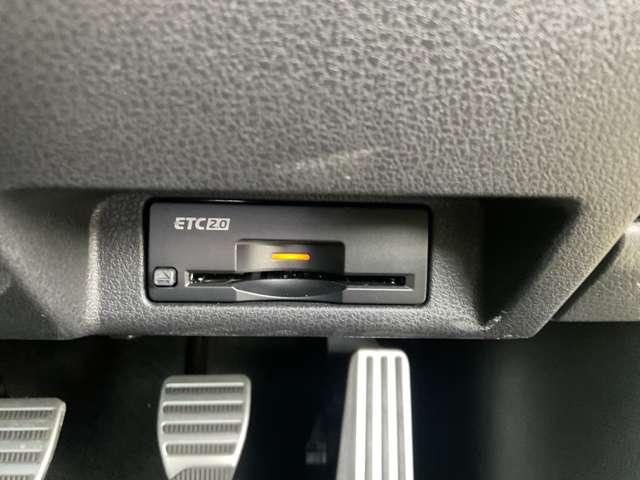 フェアレディＺ ３．０　プロト　スペック　フロントシートヒーター付・純正アルミホイ　ＬＥＤヘッドランプ　アルミホイール　ワンオーナー　スマートキー　ＥＴＣ　バックカメラ　キーフリー　衝突被害軽減システム（15枚目）