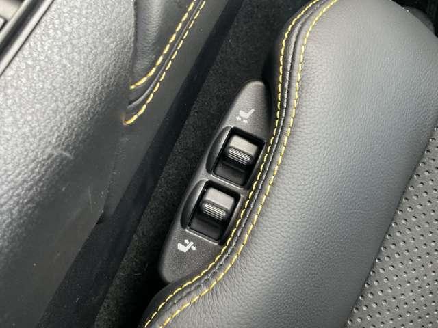 フェアレディＺ ３．０　プロト　スペック　フロントシートヒーター付・純正アルミホイ　ＬＥＤヘッドランプ　アルミホイール　ワンオーナー　スマートキー　ＥＴＣ　バックカメラ　キーフリー　衝突被害軽減システム（17枚目）