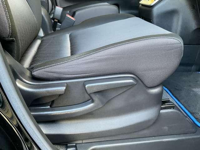 セレナ e-パワー ハイウェイスターV 360°カメラ エマジェンシーブレーキ 1オナ スマキー バックカメラ LED レーンアシスト 点検記録簿付 ETC ドラレコ Aストップ イモビ サイドカーテンエアバック フルオートエアコン ABS(19枚目)