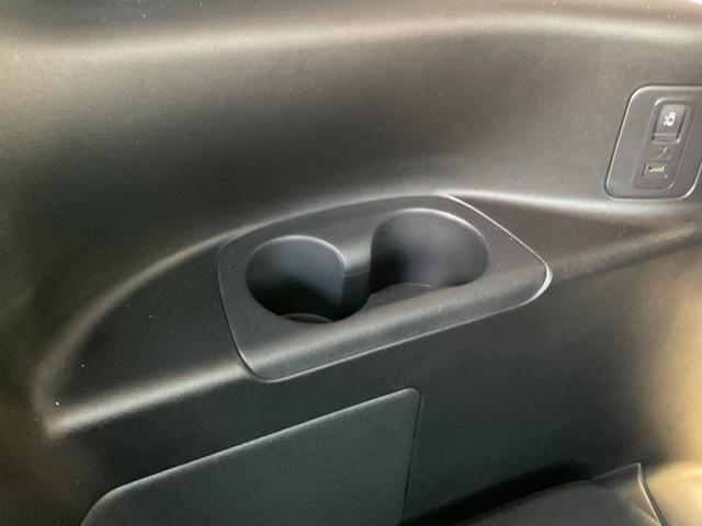 セレナ e-パワー ハイウェイスターV 360°カメラ エマジェンシーブレーキ 1オナ スマキー バックカメラ LED レーンアシスト 点検記録簿付 ETC ドラレコ Aストップ イモビ サイドカーテンエアバック フルオートエアコン ABS(29枚目)