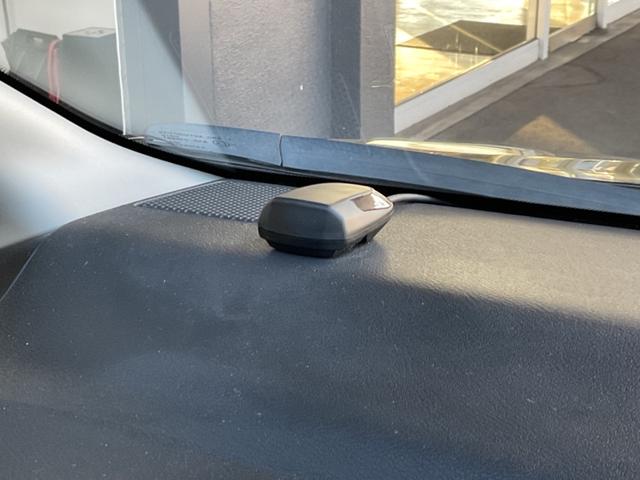 セレナ e-パワー ハイウェイスターV 360°カメラ エマジェンシーブレーキ 1オナ スマキー バックカメラ LED レーンアシスト 点検記録簿付 ETC ドラレコ Aストップ イモビ サイドカーテンエアバック フルオートエアコン ABS(35枚目)