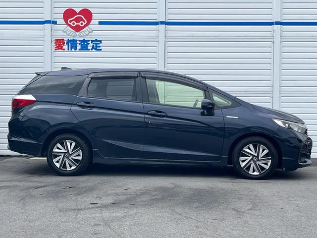 シャトル ハイブリッド　ホンダセンシング　禁煙車　ＳＤナビ　バックカメラ　ＥＴＣ　ドライブレコーダー　Ｂｌｕｅｔｏｏｔｈ　ＴＶ　ＣＤ　ＤＶＤ　スマートキー　オートエアコン（24枚目）