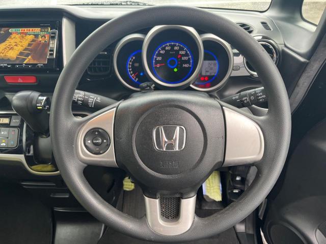 N-BOXカスタム G・Lパッケージ 純正ナビ バックカメラ ETC 電動スライドドア HIDヘッドライト オートエアコン ステアリングリモコン TV(8枚目)