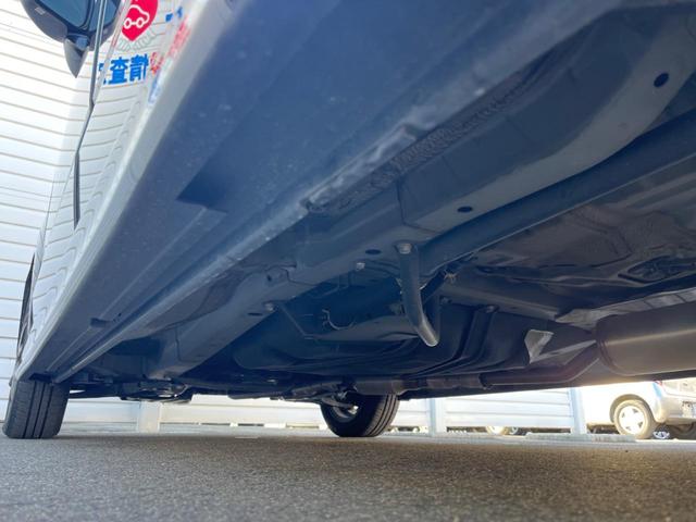 N-BOXカスタム G・Lパッケージ 純正ナビ バックカメラ ETC 電動スライドドア HIDヘッドライト オートエアコン ステアリングリモコン TV(19枚目)