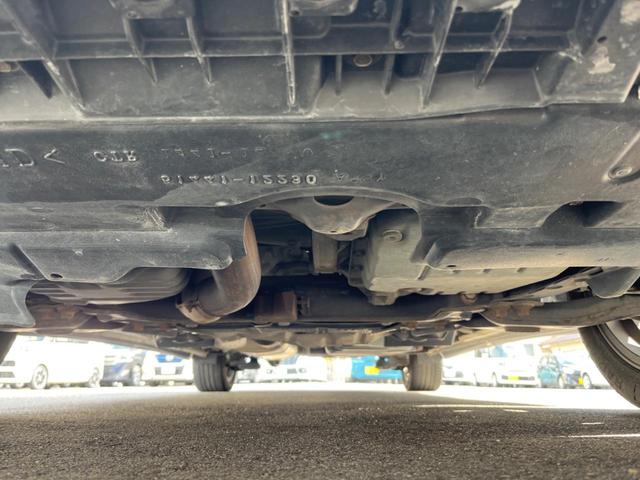 ヴェルファイア 2.4Z プラチナセレクションII 禁煙車 ナビ 後席モニター バックカメラ 両側パワースライドドア 電動リアゲート ETC 純正アルミホイル 革巻きステアリング スマートキー(31枚目)